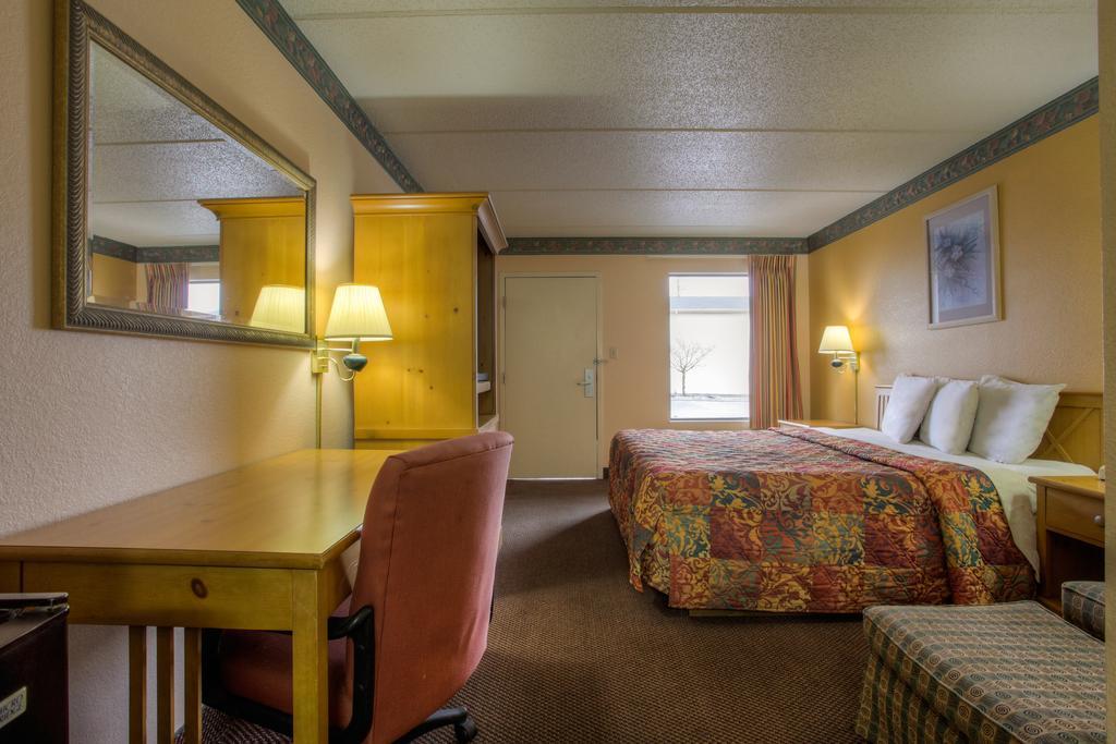 Royal Inn Пиджен-Фордж Номер фото